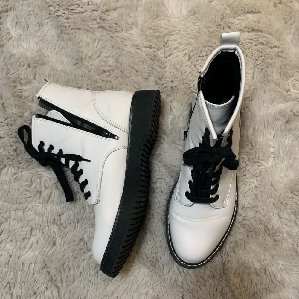 Madden Girl white boots size 9